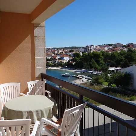 Vila Lola Apartmani Trogir Extérieur photo